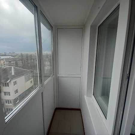 Apartment Darnitca Kiev Bagian luar foto