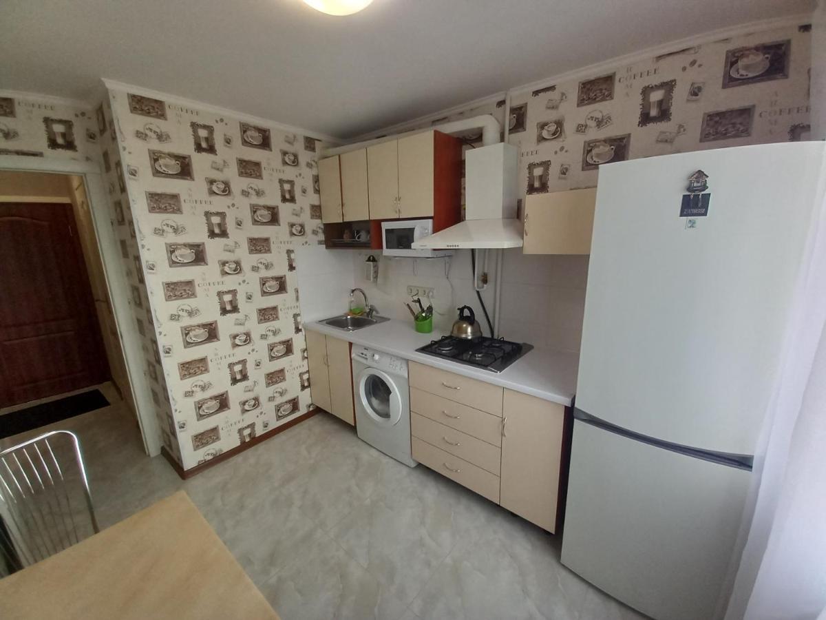 Apartment Darnitca Kiev Bagian luar foto