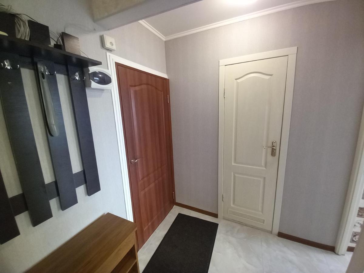 Apartment Darnitca Kiev Bagian luar foto